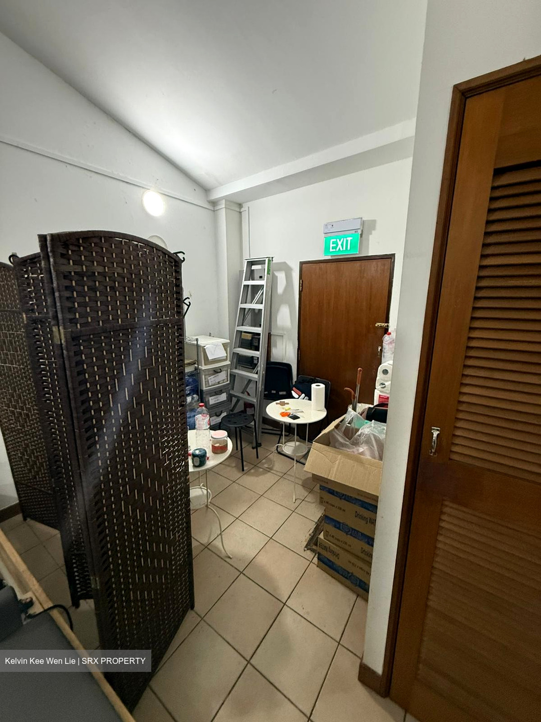 Tras Street (D2), Office #522744011